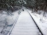 Gleis beim Bahnbergang zwischen Ostelsheim und Althengstett, im Winter nach krftigem Schneefall